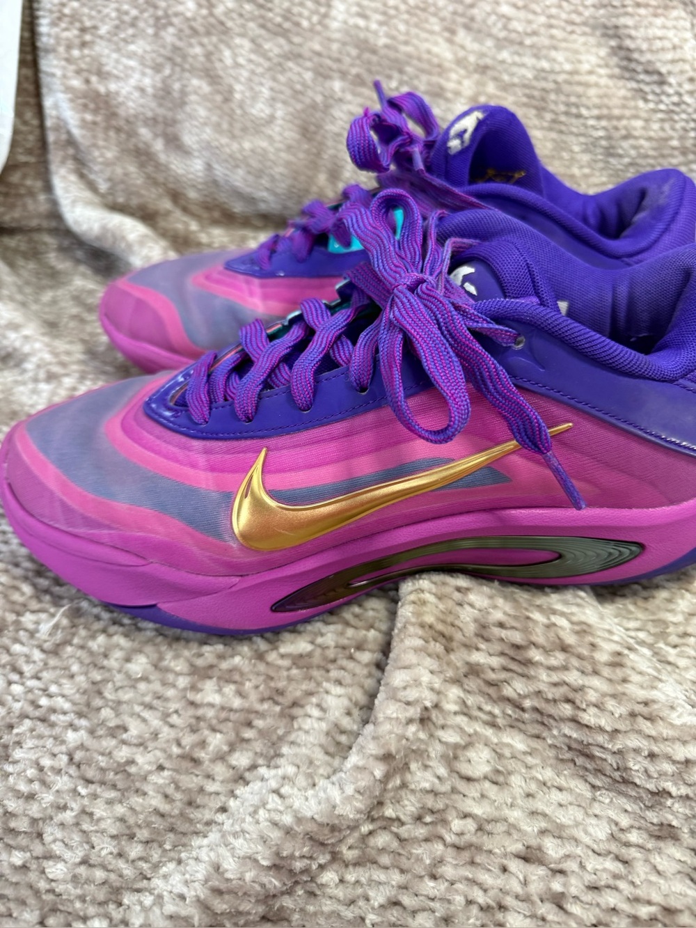 Nike A'One A'ja Wilson Purple Gold Shoes Basketball FZ8605-500 Womens Size 8.5